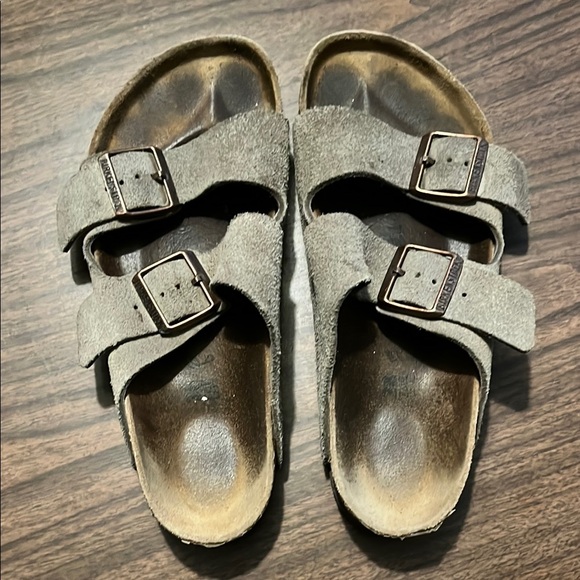 Birkenstock Arizona Suede Size 38 Women’s 7 7.5 Men’s 10 10.5 - Picture 1 of 5